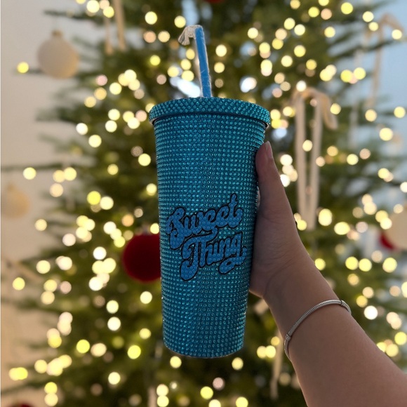 Stitch rhinestone cup!! - Picture 3 of 3